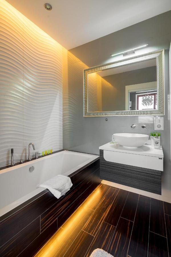 Hlonda Deluxe Apartment With Terrace Varsovia Exterior foto